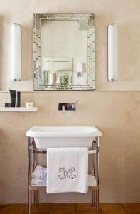 Hotels La Maison d'Uzes Relais & Chateaux : photos des chambres