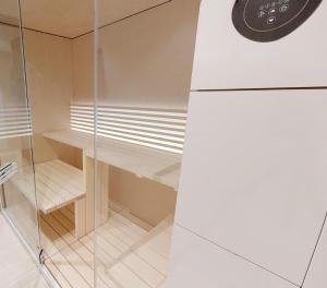 White Pearl Apartment 2.11