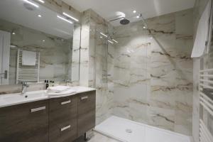 Appart'hotels RESIDENCE LE SPLENDID : photos des chambres