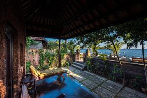 Bulih Beach Bungalows