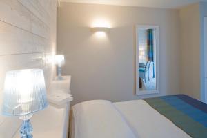 Hotels Logis Hotel Vent d'Iroise : photos des chambres