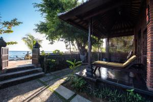 Bulih Beach Bungalows