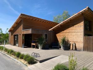 Lodges Chalet 3 chambres en Bois dans les landes n37 : photos des chambres