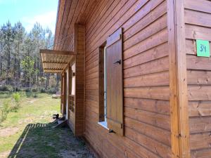Lodges Chalet 3 chambres en Bois dans les landes n37 : photos des chambres