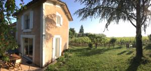 Appartements Mirande Montagne-Saint Emilion : photos des chambres