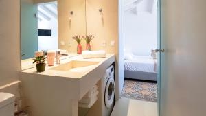 Lefkothea Honeymoon Suite, Hot Tub, Sea View