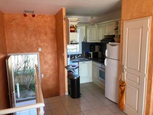 Appartements PORTICCIO, AGOSTA PLAGE vue mer pour 6 p, 2 ch, PROMO 7 nuits : photos des chambres