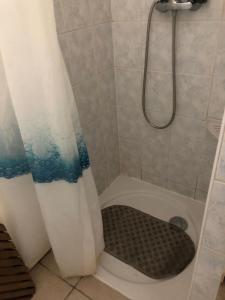 Appartements PORTICCIO, AGOSTA PLAGE vue mer pour 6 p, 2 ch, PROMO 7 nuits : photos des chambres