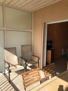 Appartements PORTICCIO, AGOSTA PLAGE vue mer pour 6 p, 2 ch, PROMO 7 nuits : photos des chambres