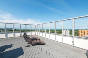 Beautiful Seaside View Apartments  4 Oceans Premium