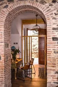 HOTEL LUZ ALMONASTER - 巴尔韦尔德德尔卡米诺