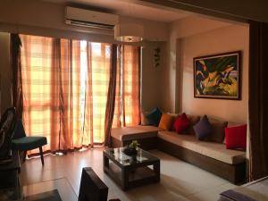 Creys condo at Pico de Loro Cove