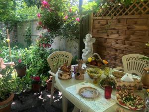 B&B / Chambres d'hotes SOL'ANGE Maison d'Hotes : photos des chambres