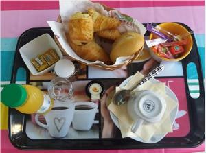 CHEZ VERO - Chambre dhôte privée - proche Cassis Ste Baume Marseille Le Castelet Agora - parking clos -