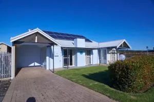 Golf and Beach Retreat - Emu Point