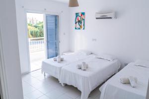 Helios Cottages