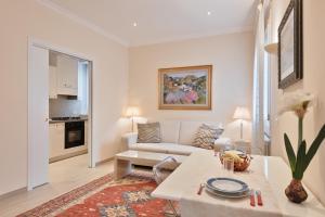 Romance in Rialto - your house to stay together