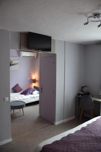 Hotels Hotel Du Viaduc : photos des chambres