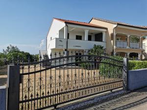 Family apartment Pintaric