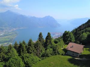 Walkings House Mountain Lake Iseo Hospitality