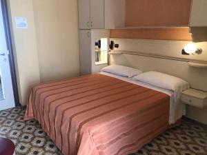 Double Room with Side Sea View