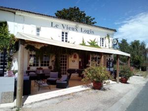 Hotels Le Vieux Logis de Clam : photos des chambres