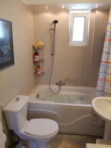 Seaside Paradise - Elegant & Modern Apartment in Nea Makri