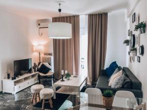 133 Sokratous, Black marble. - Hotel 4 stelle a Atene