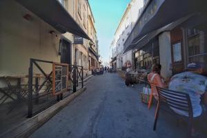 Charming Studio - heart of the city Downtown