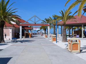 Belle Harbor 701W Luxury Condo with Panoramic Water View. 23088