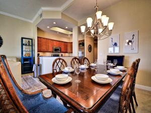 Brightwater Point 206 Beautiful Water Views 23063