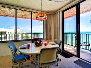 Madeira Towers 601 Beach front with spectacular views 533