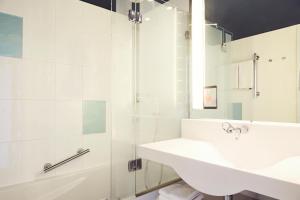 Hotels Ibis styles Toulon la Seyne sur Mer : photos des chambres