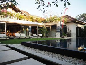 Pronoia Beach Resort