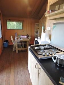 Campings Camping les Campagnes : photos des chambres