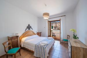 Casa Ella with Private Parking