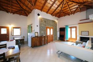Stone House Of Panos