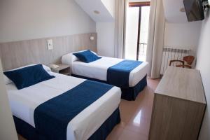 Twin Room room in Hotel Restaurante Glasgow