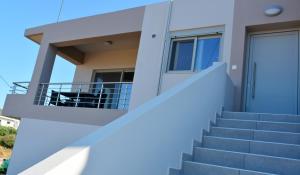 Balos Residence private pool Seafront Seaview