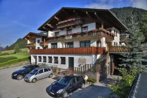 加戈霍夫住宿加早餐旅馆 - Lorenzago