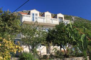 3 star apartement Apartments with a parking space Brsecine, Dubrovnik - 8549 Trsteno Horvaatia