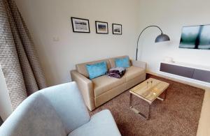 White Pearl Apartment 4.03