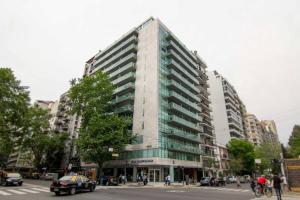 High End Cozy Apt at CENTRAL RECOLETA -Amazing View- powered by Argenhost 12H
