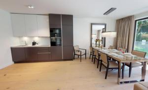 White Pearl Apartment 0.02