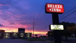 Deluxe Inn - Natchez