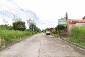 RedDoorz Plus @ Starhomes Olivianville