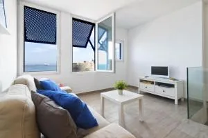 Flatguest - Castle Sea View - Marzagán