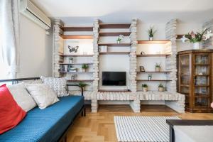 BpR Golden Corner Suite with balcony & AC