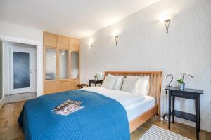 BpR Golden Corner Suite with balcony & AC