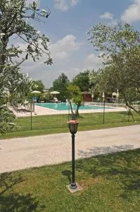 APPARTAMENTO CASA VACANZA AGRITURISMO BORGO di CALMASINO - Calmasino